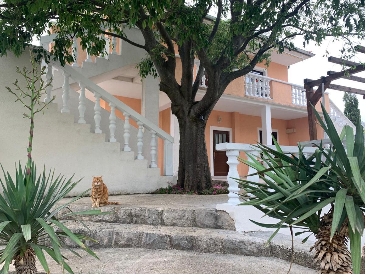 Apartmani Spomenka Seline Exterior photo